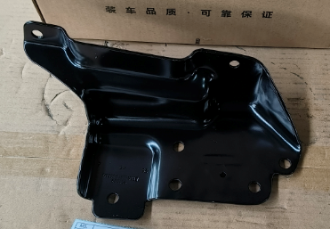 Кронштейн верхний правого дефлектора Sitrak C7H качество О