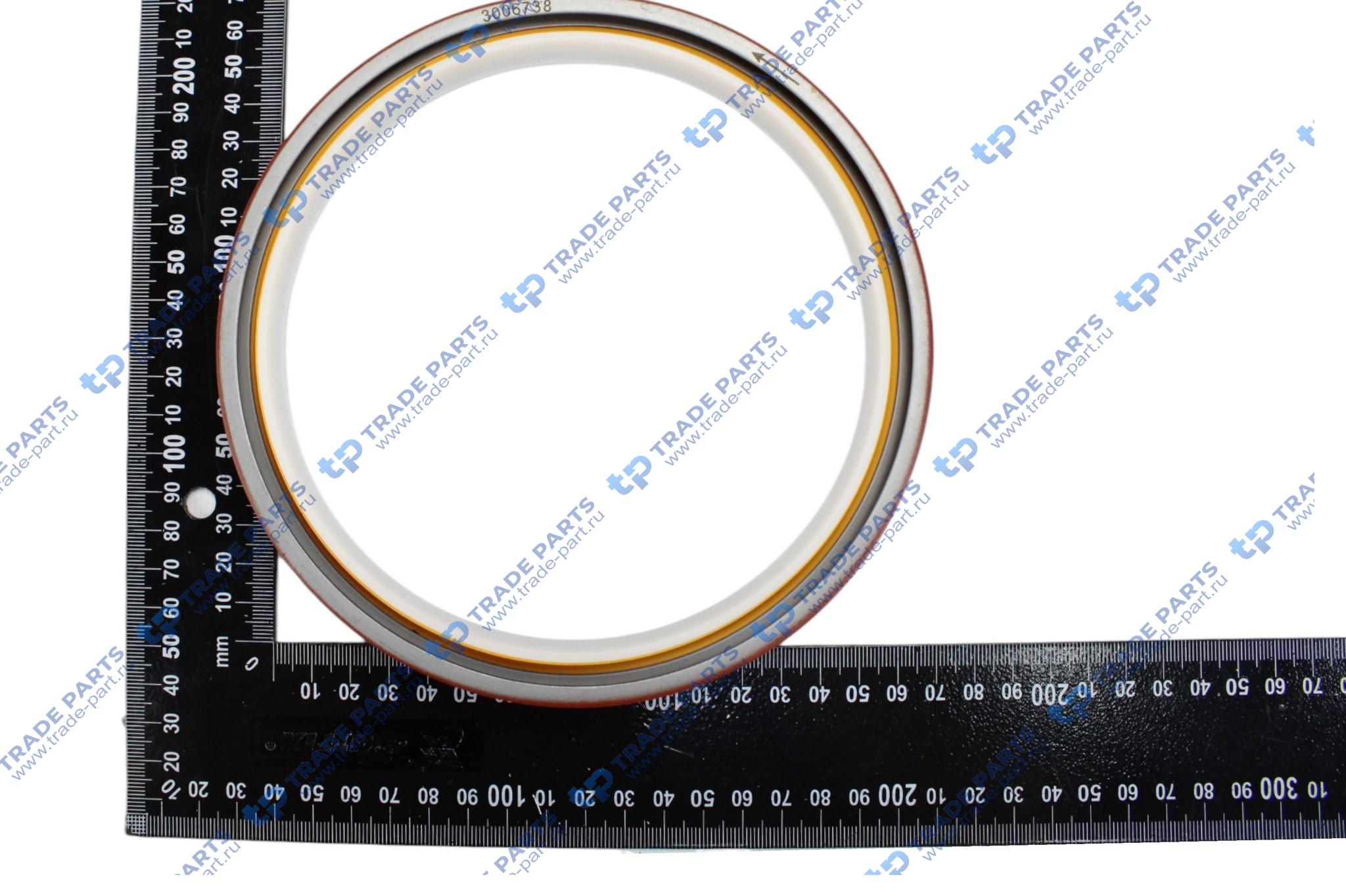 Реальная фотография сальник коленвала задний nt855  3006738 huatai