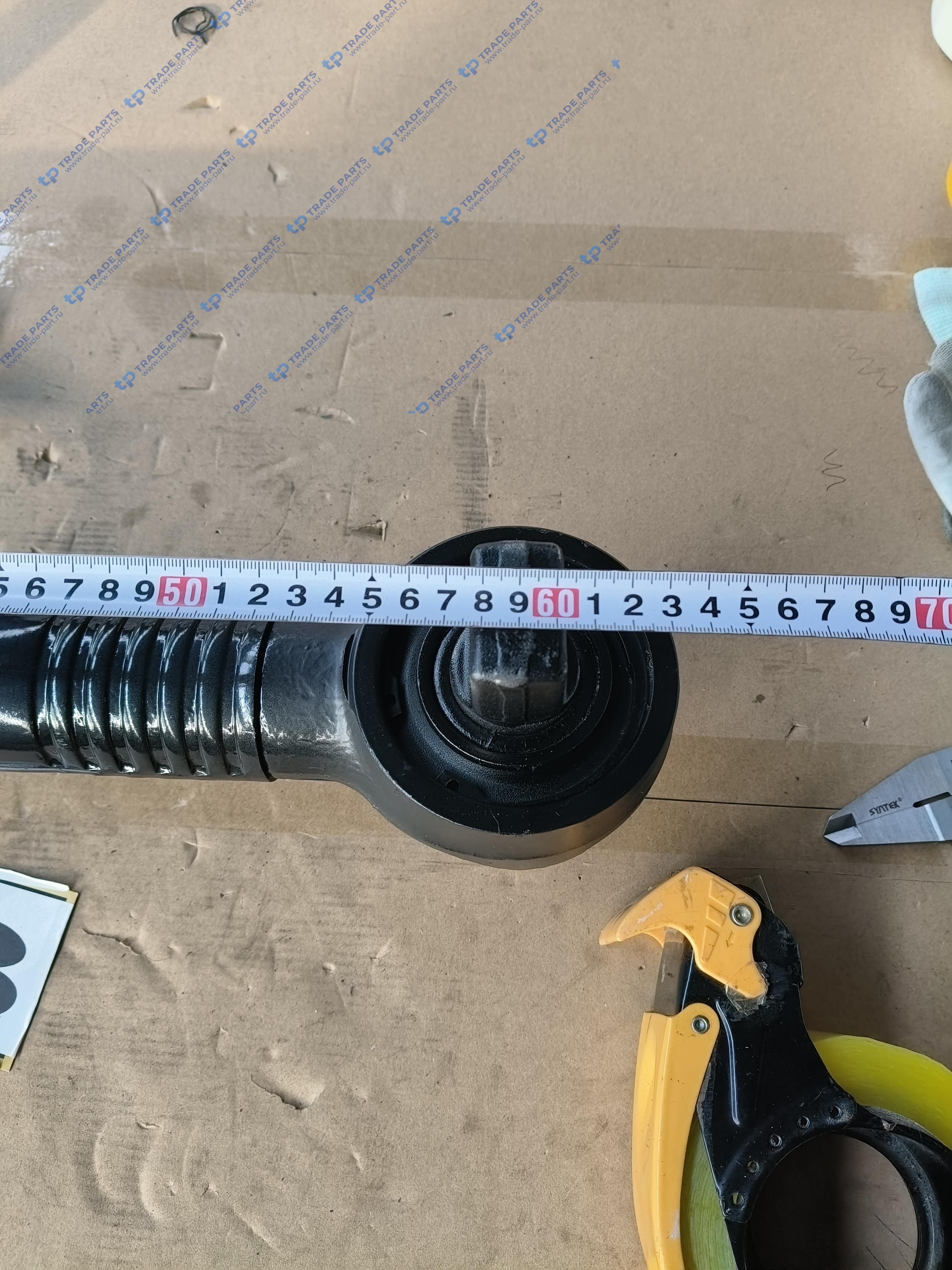 Реальная фотография тяга реактивная нижняя передняя 2919010-260 , j5,j6