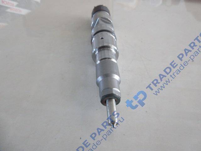 Реальная фотография форсунка топливная евро-4-5 faw j6 0445120277/ 0445120397