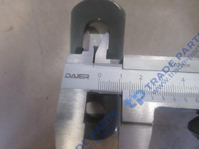 Реальная фотография пластина кронштейна стабилизатора sitrak качество о