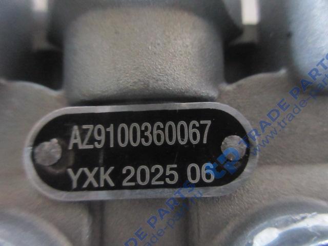 Реальная фотография клапан 4-х секционный shaanxi 81.52151.6093/wg9000360366/ az9100360067