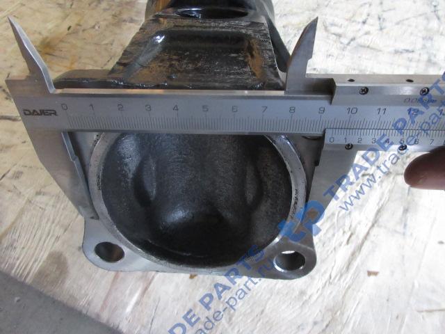 Реальная фотография вал карданный z3g.4.1-1/252700128/350k.032 xcmg