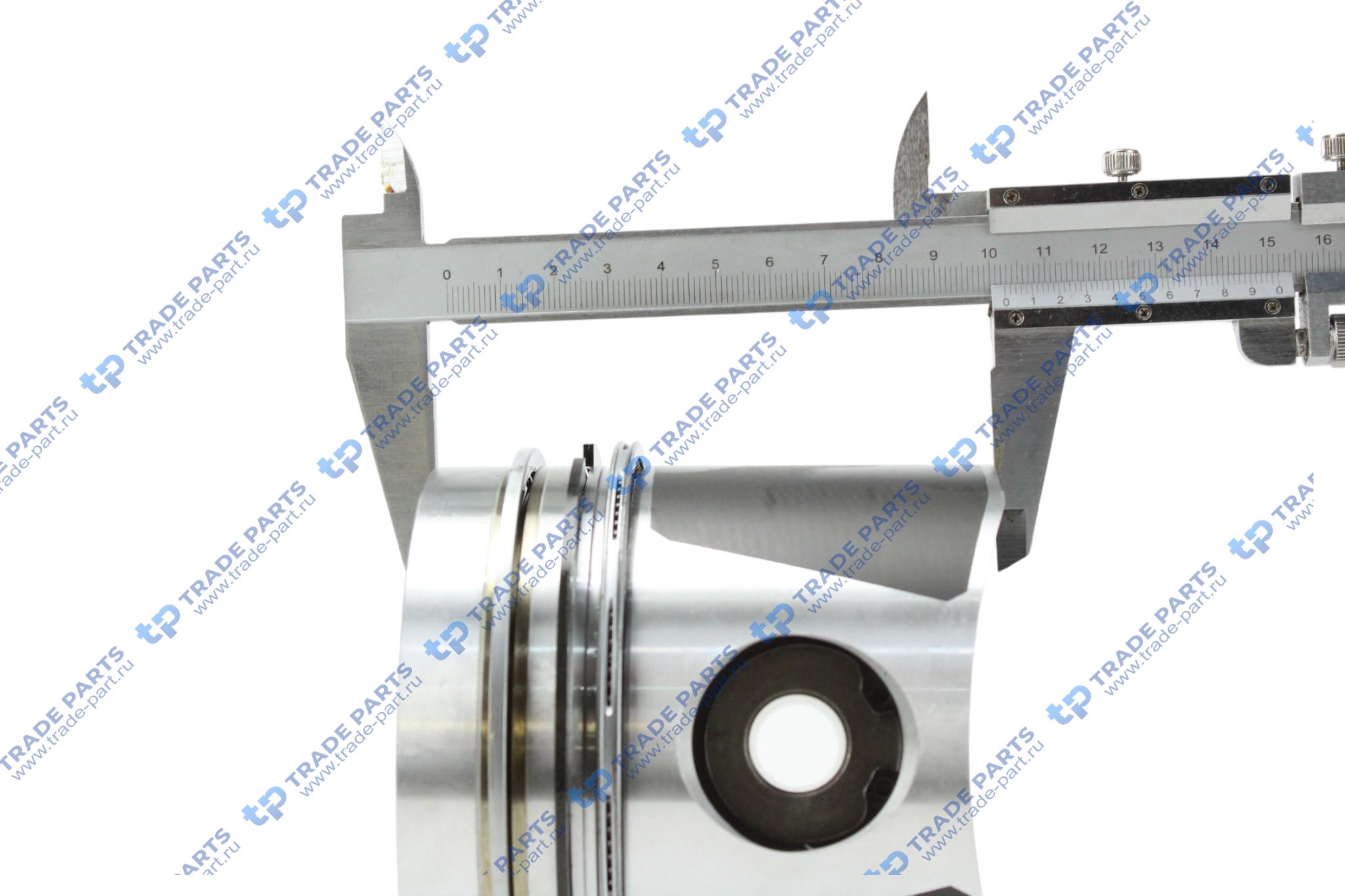 Реальная фотография поршнекомплект с гильзой deutz