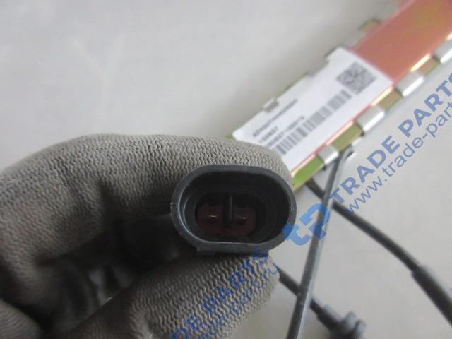 Реальная фотография датчик износа колодок с прижимной пластиной sitrak перед./зад. качество о