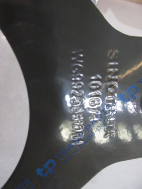 Реальная фотография кронштейн насоса мочевины sitrak качество о