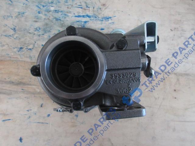 Реальная фотография турбокомпрессор (holset) cummins 6bt5.9 4035199,2881891, 4035201