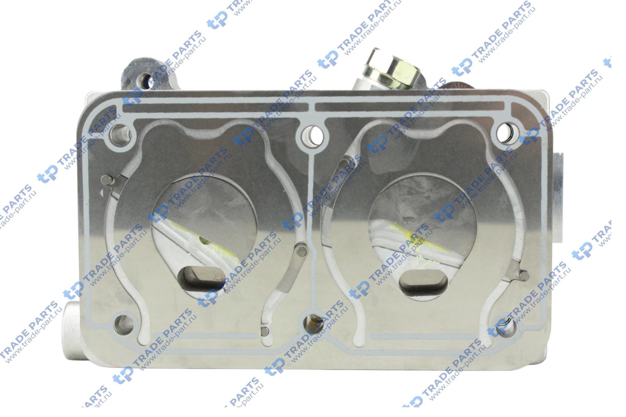 Реальная фотография гбц компрессора volvo fh12/16 + клапаны + болты