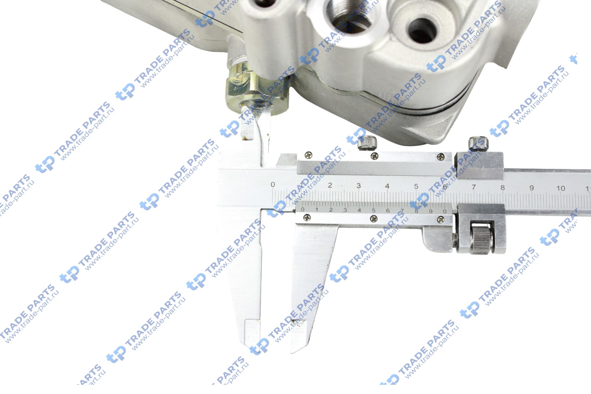 Реальная фотография гбц компрессора volvo fh12/16 + клапаны + болты