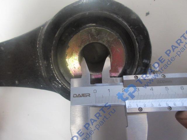 Реальная фотография рычаг передней подвески с втулкой тяги поперечной устойчивости 4180 j7