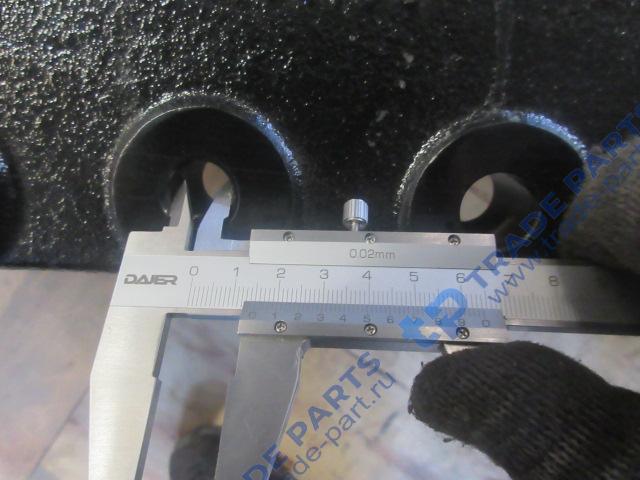 Реальная фотография ось балансира с кронштейном в сборе faw j6 качество о