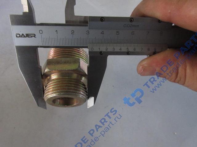 Реальная фотография штуцер корпуса кпп sdlg lg956fh