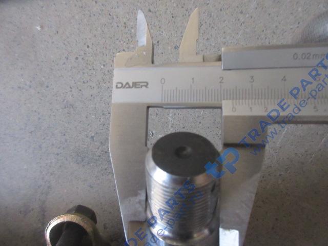 Реальная фотография тяга рулевая поперечная l=1650 (наконечники m24) howo