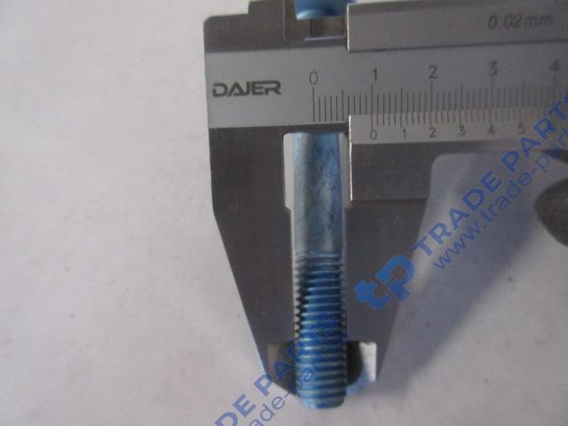 Реальная фотография болт m10x80-10.9 крепления корпуса масляного фильтра sitrak mc11/mc13