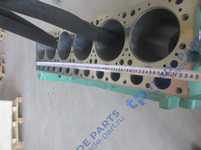 Реальная фотография блок цилиндров wd615 евро2 (крышка короткая, площадка тнвд прямая) howo 61500010383