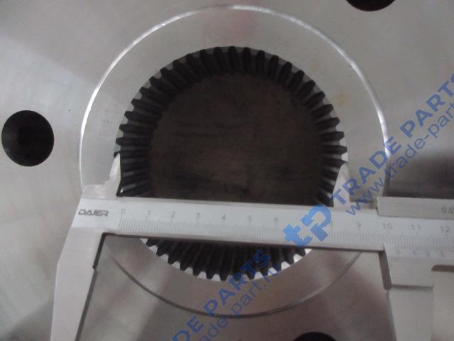 Реальная фотография редуктор бортовой 250300369/250300302 xcmg