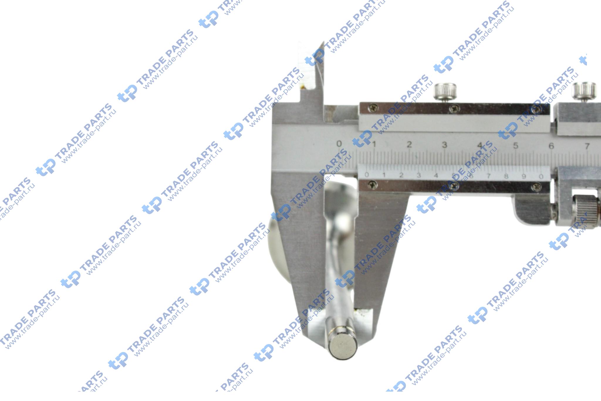 Реальная фотография клапан впускной deutz bf4l913 8x43x132.9