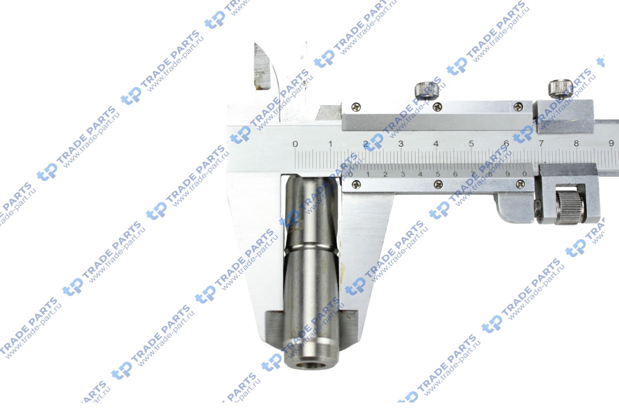 Реальная фотография втулка направляющая вп/вып клапана deutz bf4l913 8x15.03x57.5