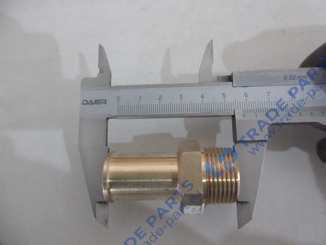 Реальная фотография штуцер системы охлаждения обратный faw