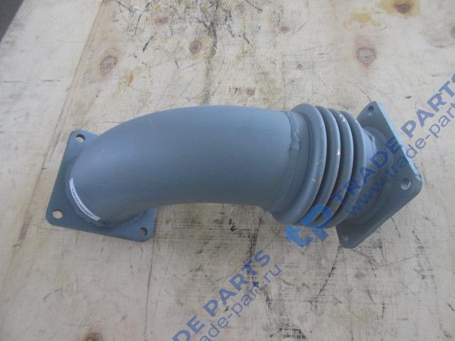 Реальная фотография труба выхлопная передняя часть  изогнутая с квадратными фланцами faw j6  ( с 2016 года)