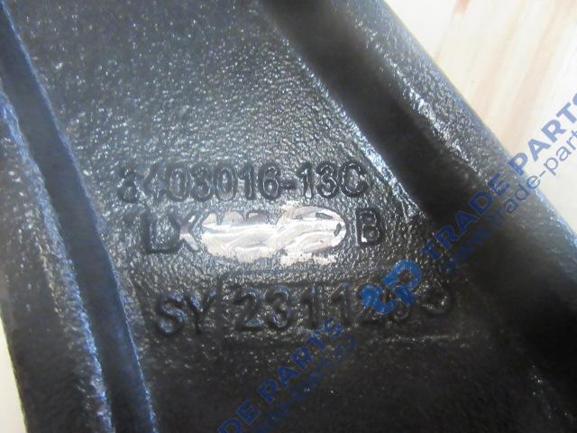 Реальная фотография кронштейн рулевого механизма faw j6l качество о