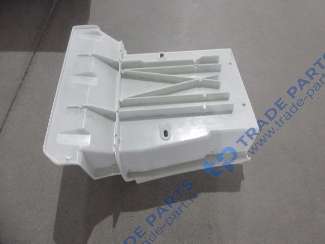 Реальная фотография подножка f3000 левая (корпус)