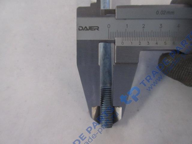 Реальная фотография болт м8х110-10,9 шестигранный с фланцем м8х110-10,9 howo t5g / sitrak c7h