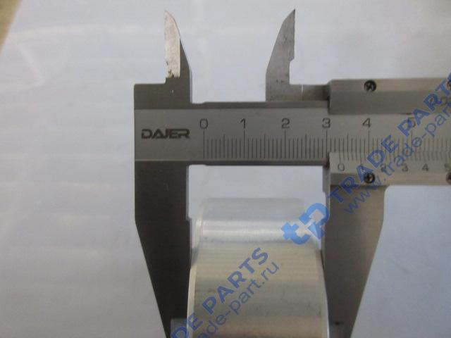 Реальная фотография втулки распредвала (комплект 6+1 шт.) 61560010029/612600010990