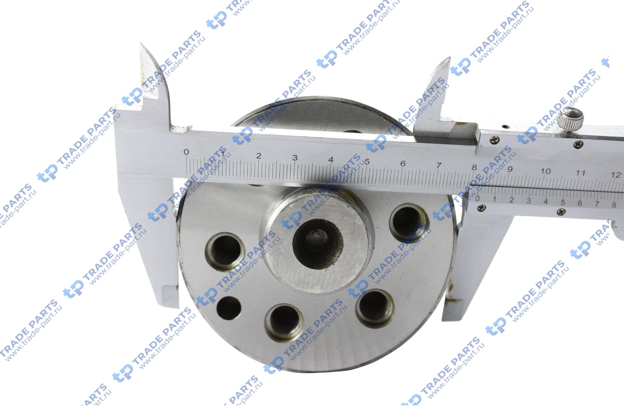 Реальная фотография распредвал с шестерней mb om457la/om460la/hla