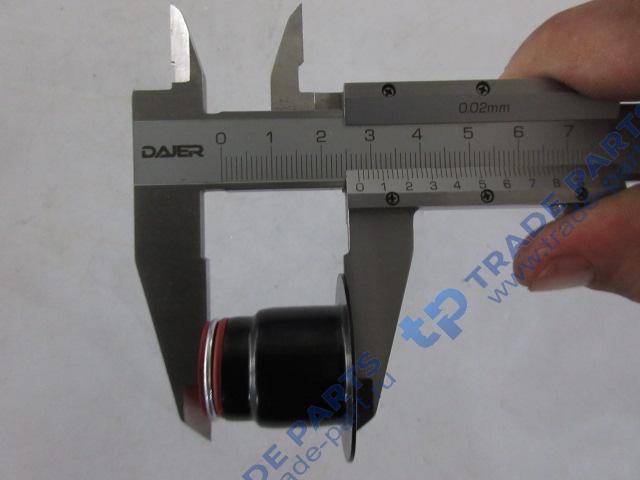 Реальная фотография колпачок маслосъёмный двигателя d04-107-30+a