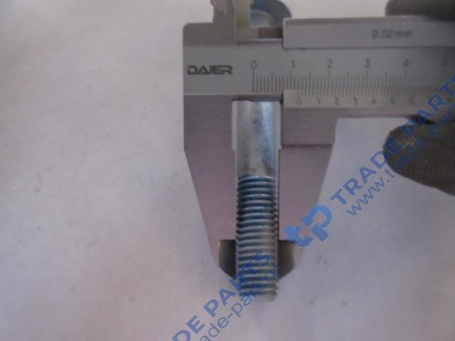 Реальная фотография болт m12x90-10.9 шестигранный фланцевый sitrak mc11/mc13