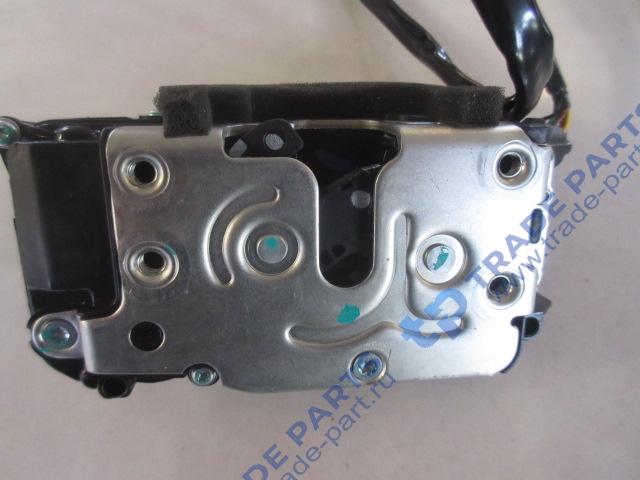 Реальная фотография корпус замка левой двери в сборе sitrak качество о