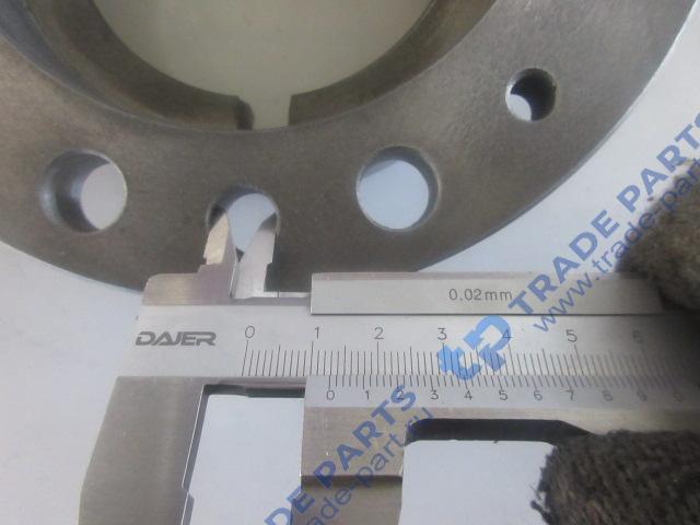 Реальная фотография крышка подшипника редуктора zl40.2.1-6 xcmg