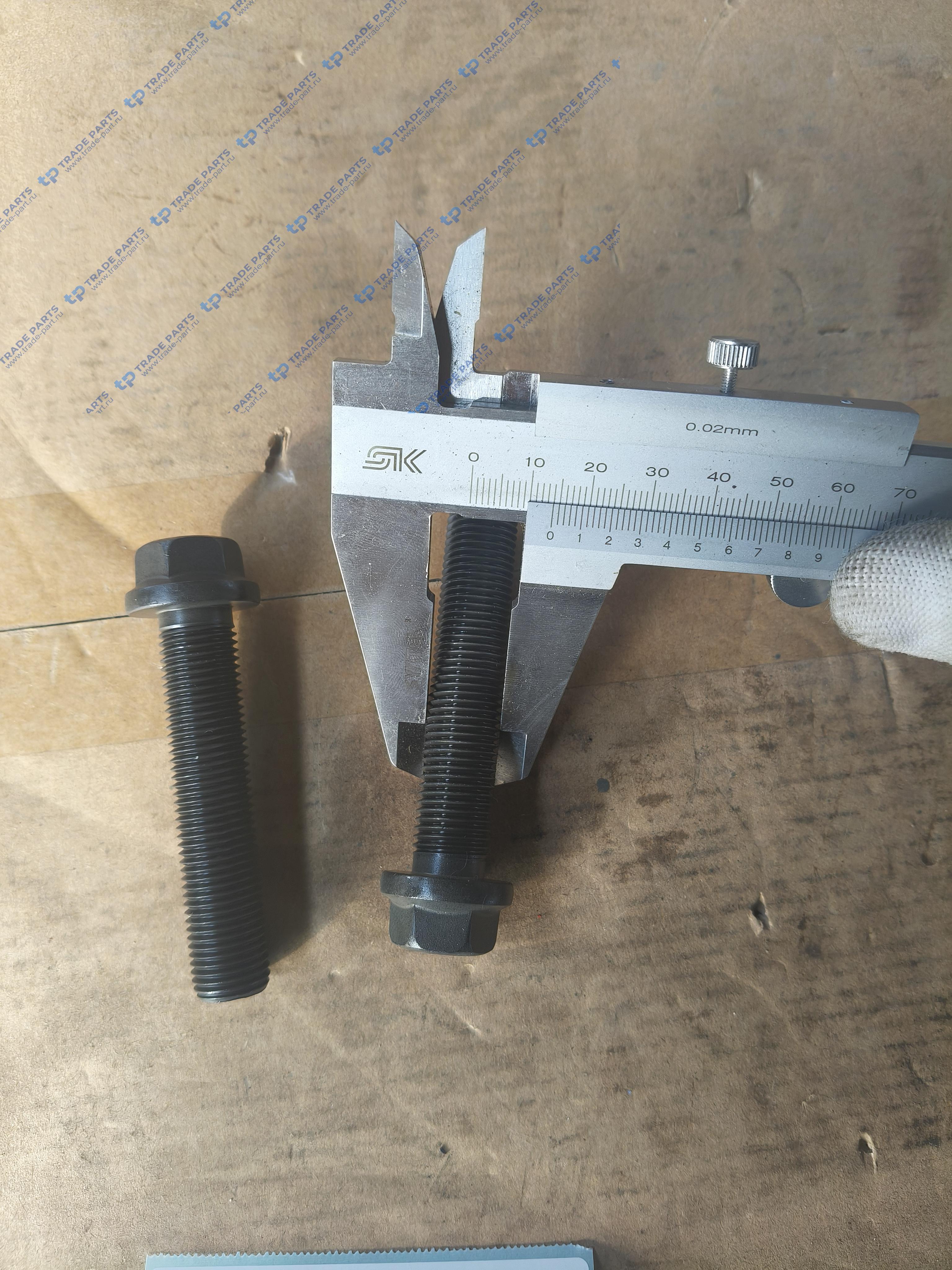 Реальная фотография болт шатуна wp13.480e501 (m14x1.5 l=69) (200001047) oem