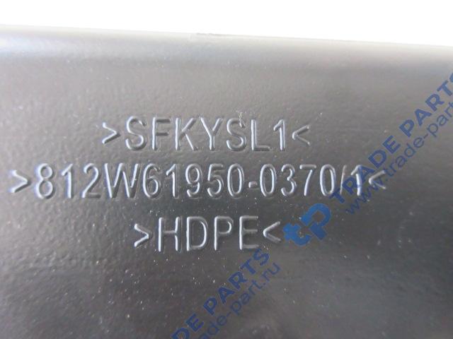 Реальная фотография внешний воздуховод со стороны водителя sitrak c7h качество о