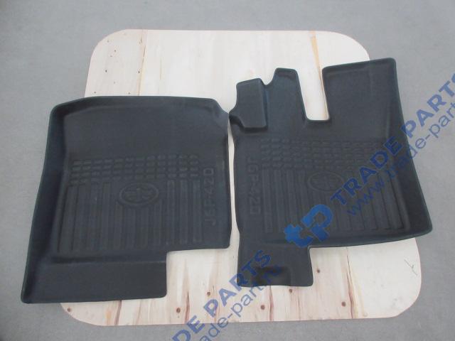 Реальная фотография коврики в салон полиуретановые для faw j6l