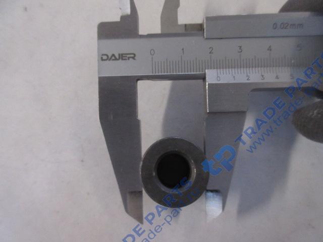 Реальная фотография втулка упорная sitrak mc11/mc13