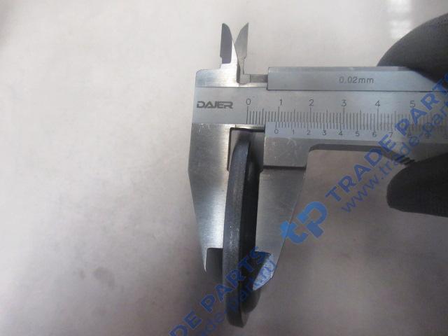 Реальная фотография крышка крайнего сайлентблока внешняя sitrak c7h и howo t5g качество о