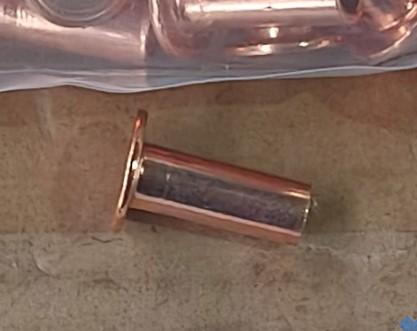 Заклепка D=8 L=22