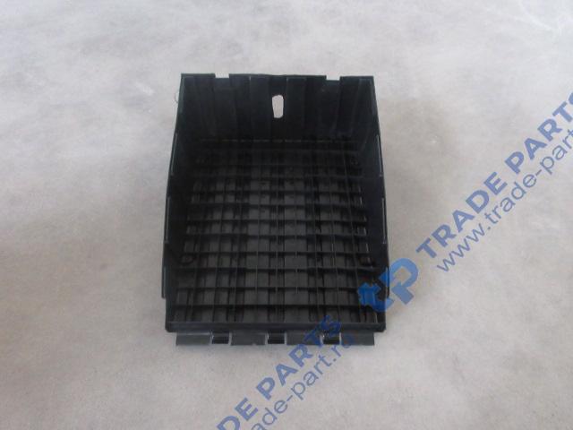 Крышка аккумулятора F3000