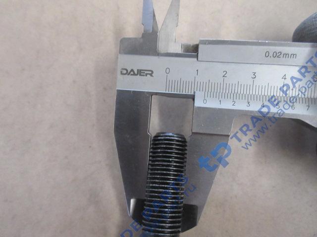 Реальная фотография болт карданного вала zf м14х1.5х50