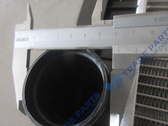 Реальная фотография радиатор системы охлаждения sitrak c7h max wg9x25530011