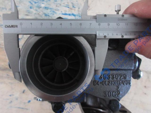Реальная фотография турбокомпрессор (holset) cummins 6bt5.9 4035199,2881891, 4035201