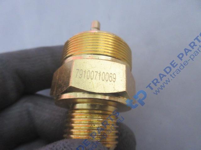 Реальная фотография датчик кпп делителя howo 79100710069