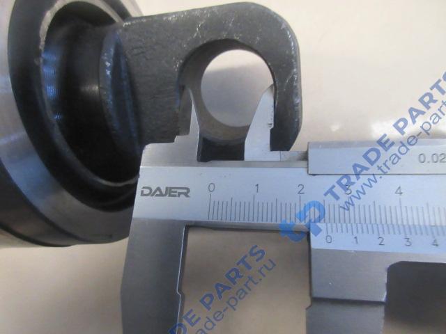 Реальная фотография сайлентблок v-образной тяги (в концы) для sitrak и howo качество о