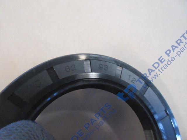 Реальная фотография сальник хвостовика редуктора cdm855 62*93*12 gb/t9877.1-1998