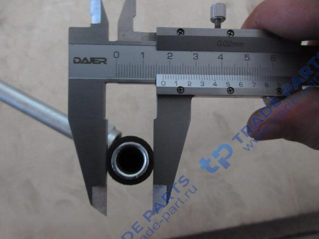 Реальная фотография трубопровод охлаждающей жидкости компрессора (вход)