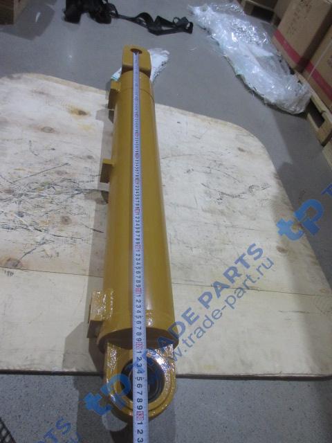 Реальная фотография гидроцилиндр подъема стрелы