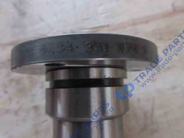 Реальная фотография вал