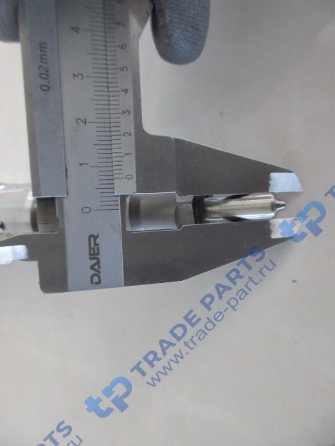 Реальная фотография форсунка топливная евро-4-5 faw j6 0445120277/ 0445120397